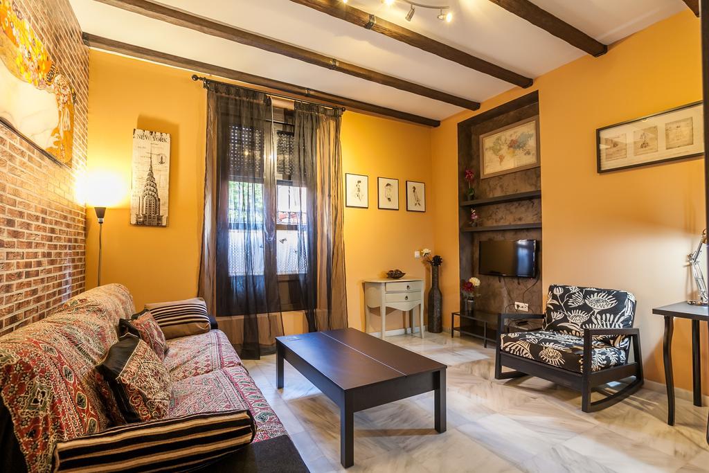 Alf8 Apartamento En Triana Con Dos Terrazas Sevilla Exterior foto